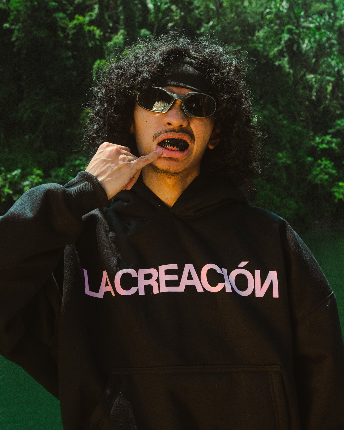 Statement Hoodie — Escapism Black